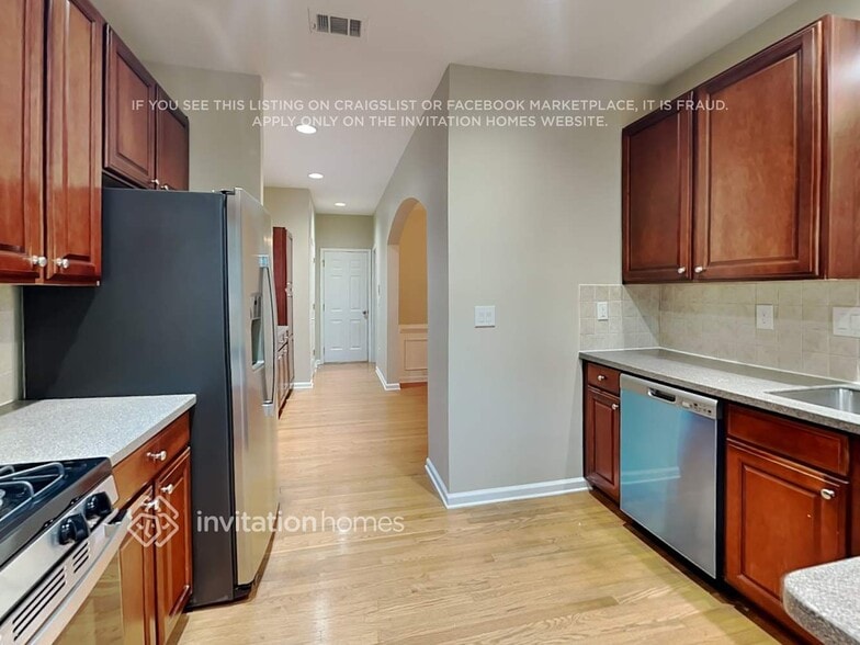 Building Photo - 1450 Independence Trl