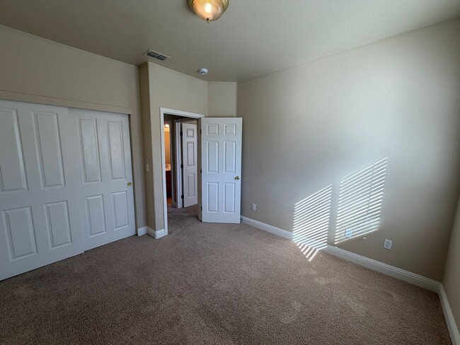 Building Photo - Large Home on Corner Lot