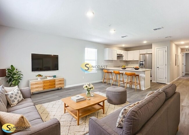 Building Photo - 6475 Breezy Oaks Wy