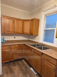 Building Photo - 309 Mifflin St