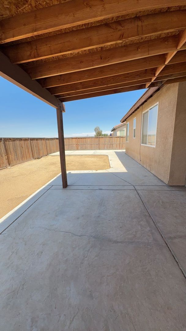Building Photo - 11584 Fern Pine St