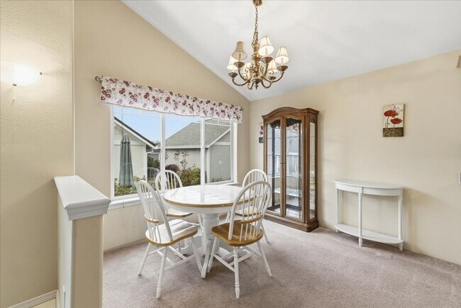 Building Photo - Coming soon!! This is a beautiful  home in Country Club Village Estates!