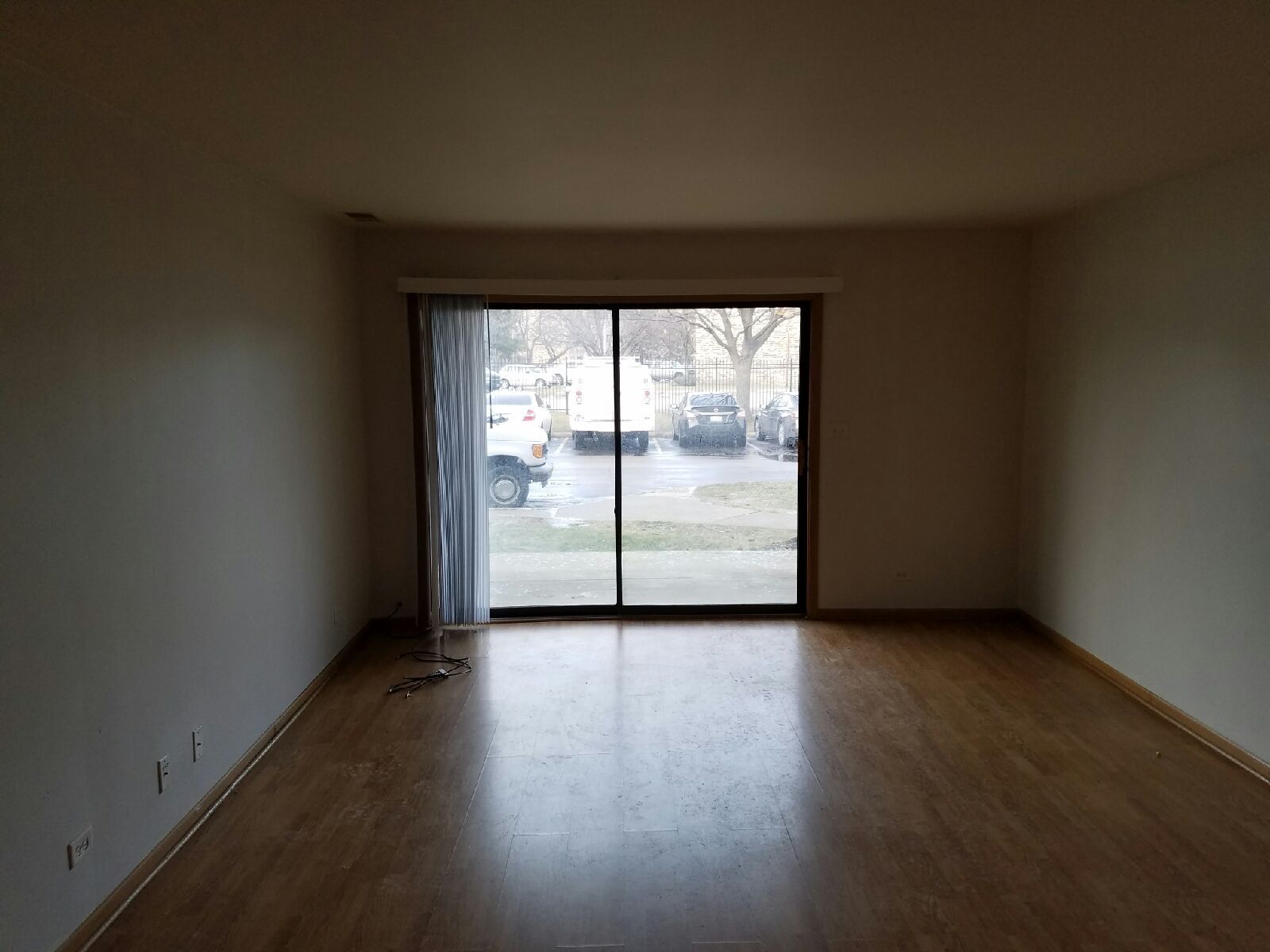 Building Photo - 3000 Bayside Dr
