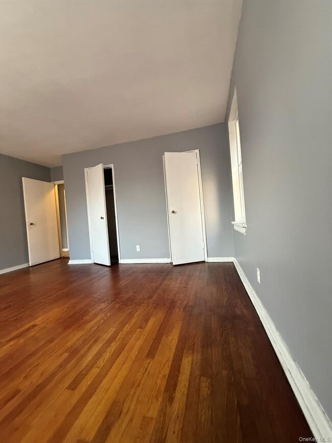 Building Photo - 1 Vincent Rd