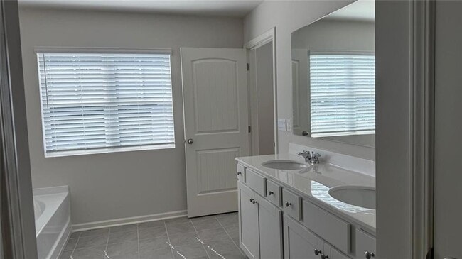 Building Photo - 3031 Greyton Dr