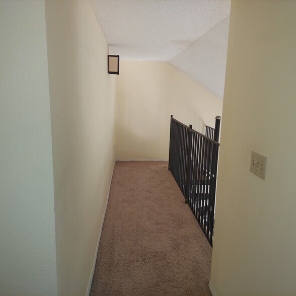 Building Photo - 2400 Feather Sound Dr