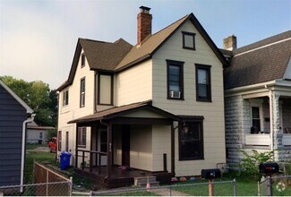 Building Photo - 975-975.5-9755 Campbell Ave