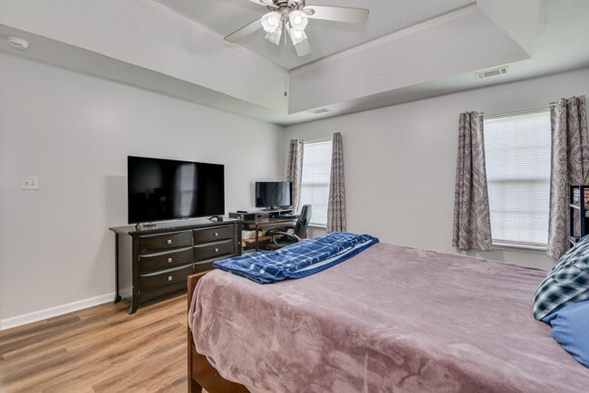 Building Photo - 660 Butler Springs Cir