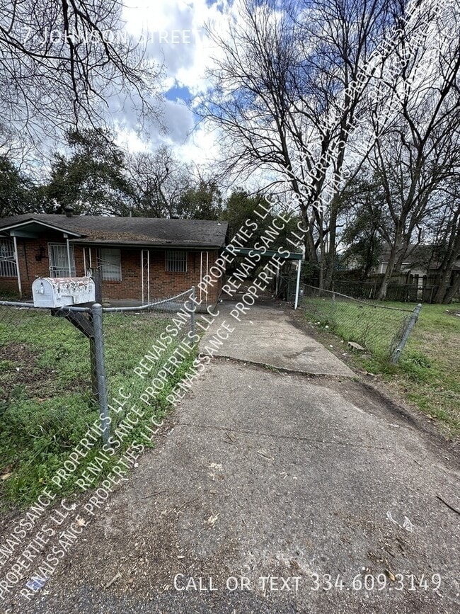 Building Photo - 7 Johnson St