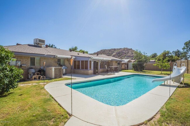 Building Photo - Great Home in East Mesa with Pool