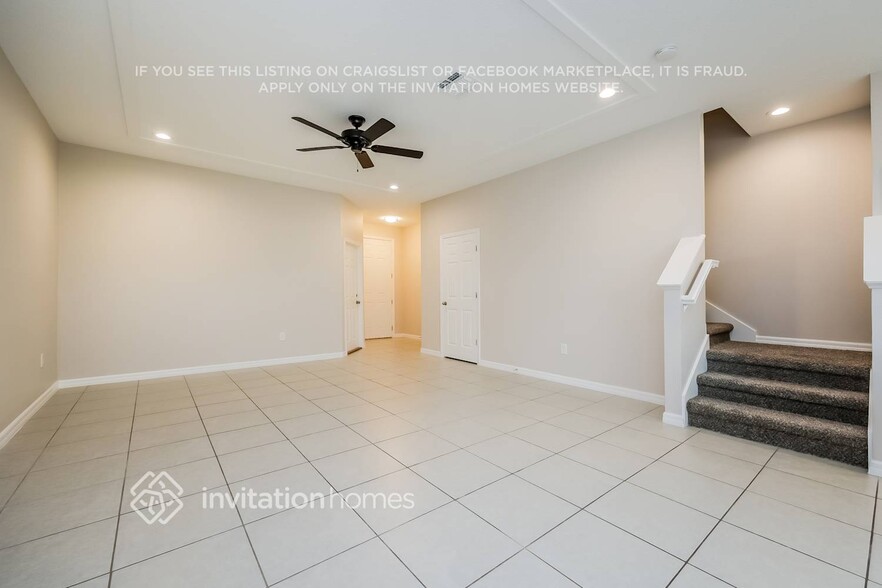 Building Photo - 4265 Gumbo Limbo Dr
