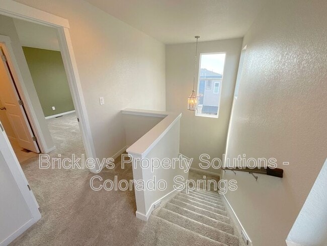 Building Photo - 7343 Rosa Belle Hts