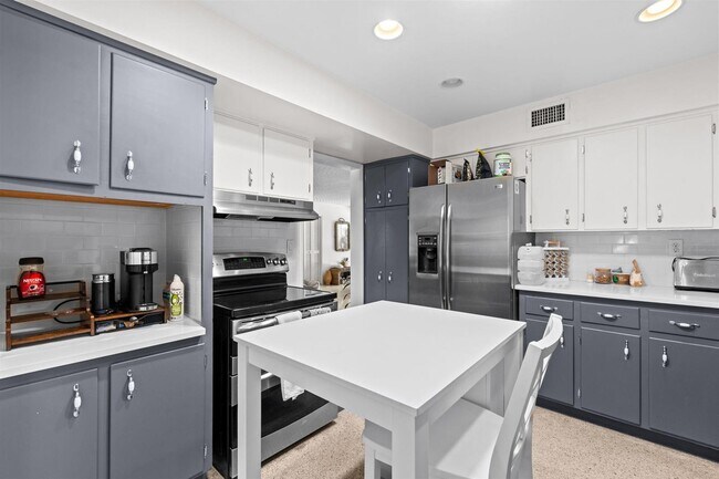 Building Photo - North Gordon Road, Fort Lauderdale, FL 33301 - 3 BR 2 BA house
