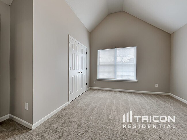 Building Photo - 724 Walton Dr