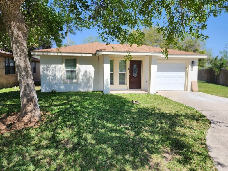 Newly remodeled two bedroom house - 228 Las Mitras Ln