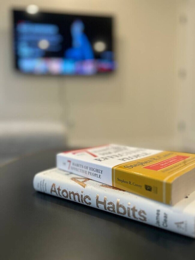 Building Photo - 3505 NE Creston Ave