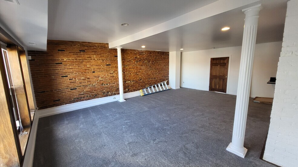 More exposed brick - 403 N Charles St