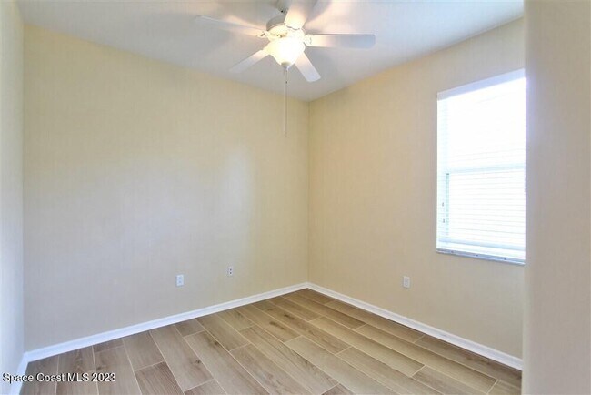 Building Photo - 5834 Trieda Dr