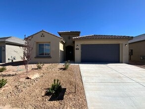 Building Photo - 3 Bedroom Single Story New Build in Mesa D...