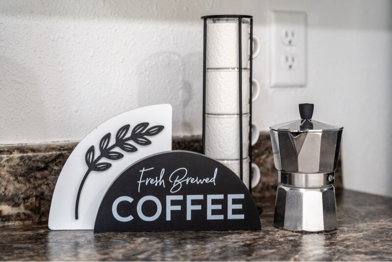 Building Photo - 911 W Orange St