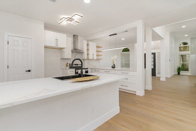 Building Photo - 17732 Windflower Way