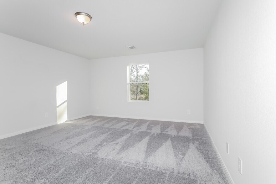 Building Photo - 15657 Briar Frst Dr