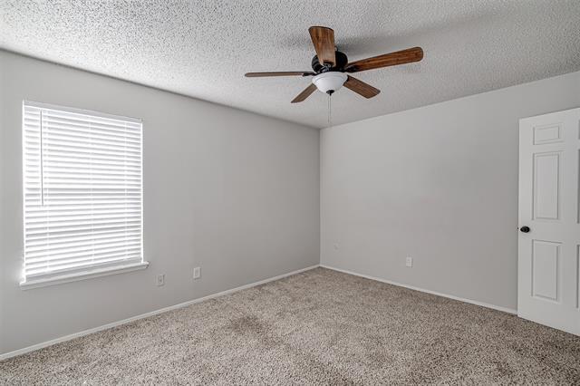 Building Photo - 1403 Courtney Pl