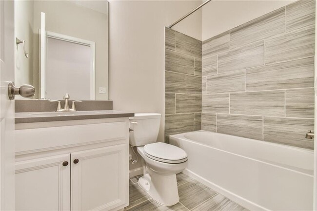 Building Photo - 377 Provenance Dr