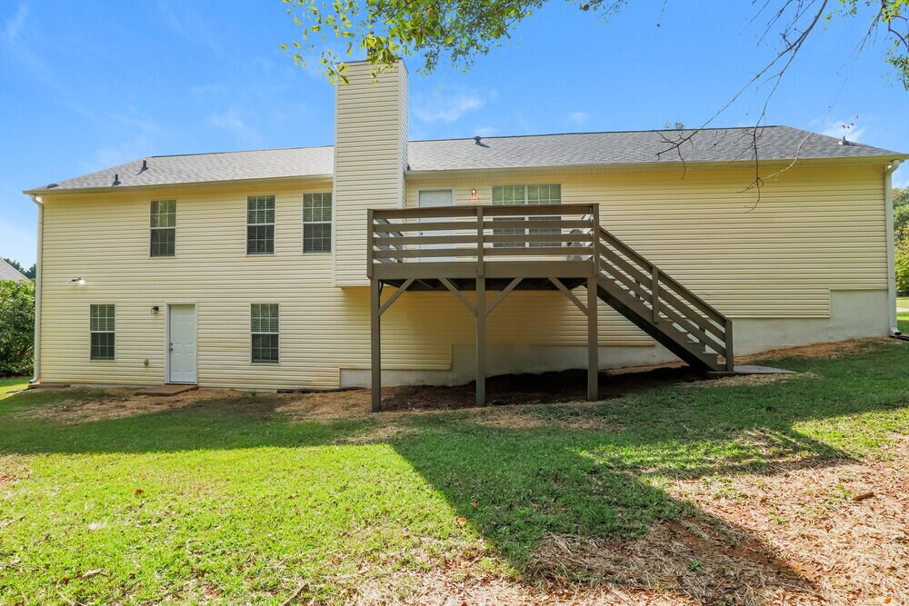 Building Photo - 810 Windsor Dr