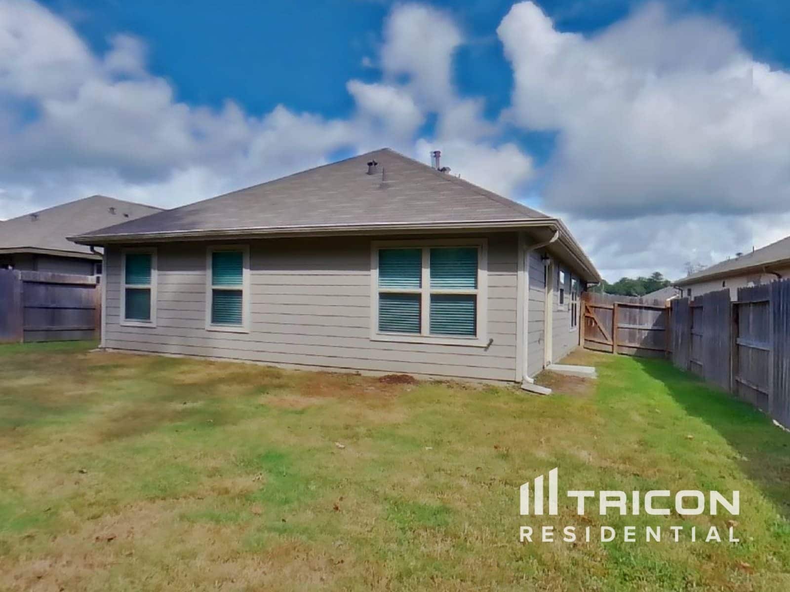 Building Photo - 17588 Rosewood Manor Ln