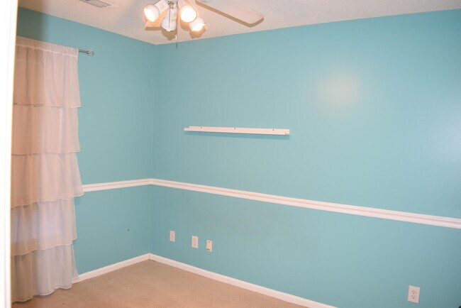 Building Photo - 6832 Brancusi Ct