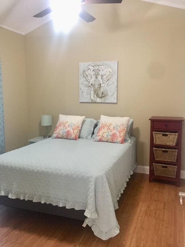 Building Photo - Azalea Lakes - Fully Furnished Long Term Rental in Myrtle Beach, SC