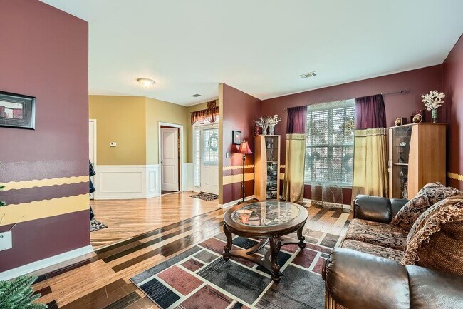 Building Photo - 2331 Flowerdale Ct