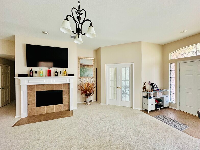 Building Photo - 4904 Bolero Ct