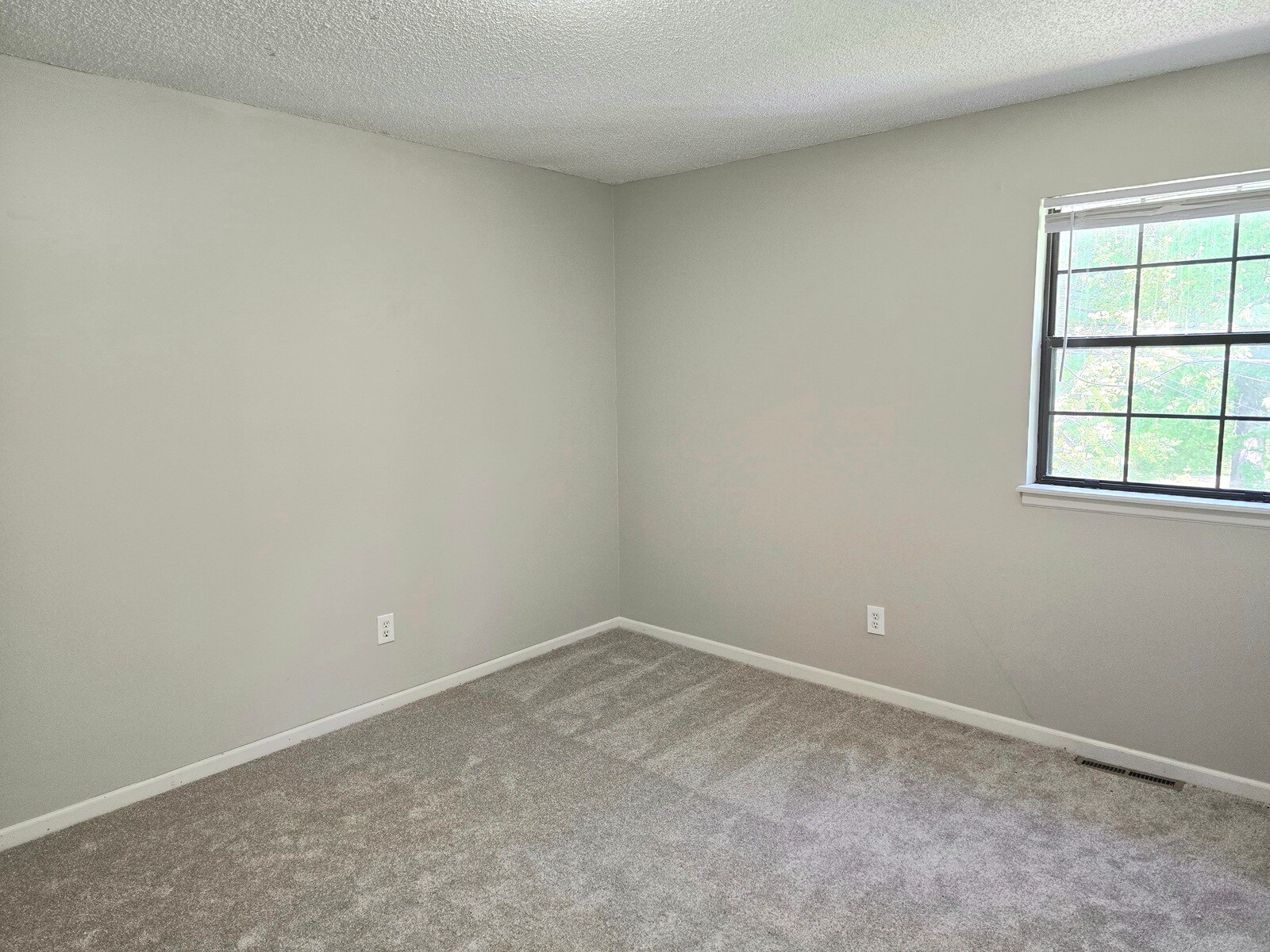 Building Photo - 7838 W 61st Ter