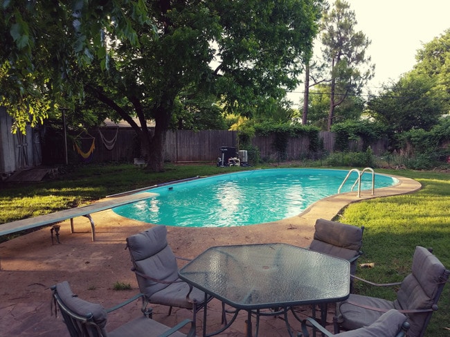 Building Photo - Terrace