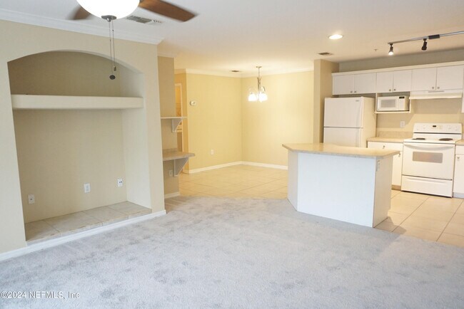 Building Photo - 3591 Kernan Blvd S