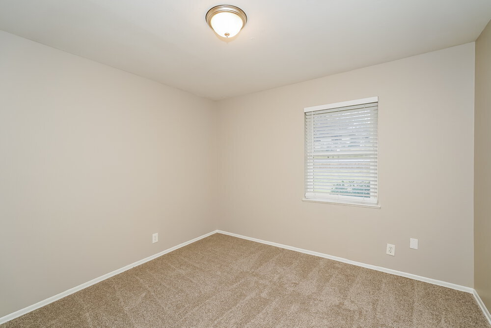 Building Photo - 6420 Valley Ridge Dr