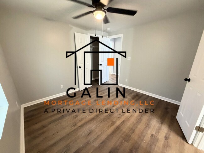 Building Photo - 602 W 61st St