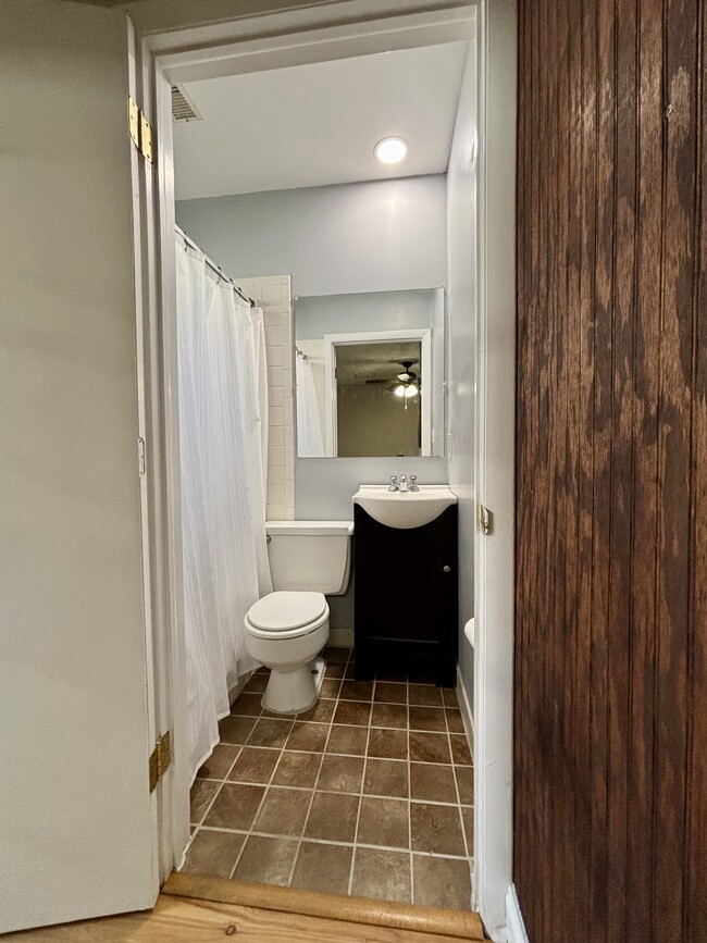 Building Photo - 12235 Mallory Dr