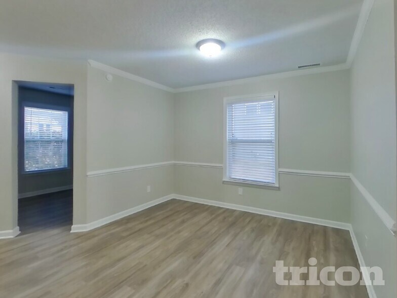 Building Photo - 14239 Hartwell Farm Dr