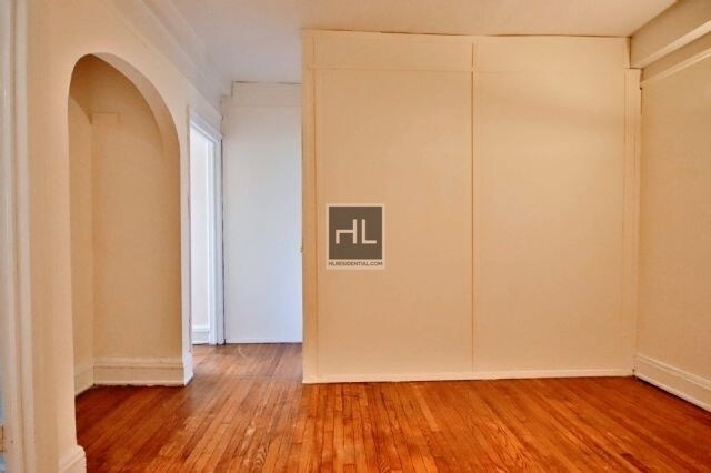 Building Photo - Waverly Place