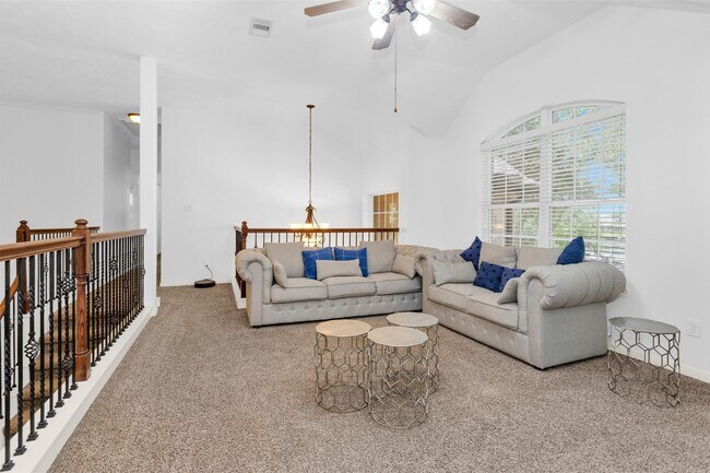 Building Photo - 2944 Auburn Woods Dr