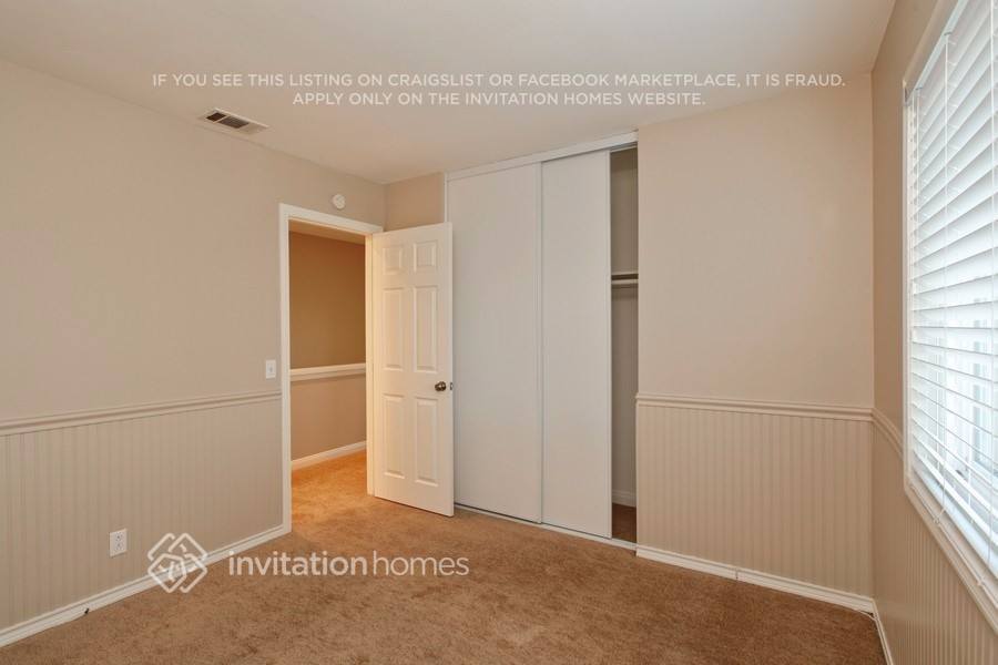 Building Photo - 11890 Collingswood Dr