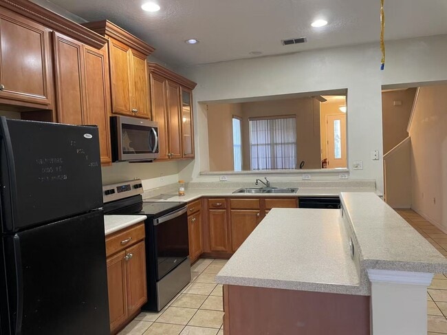 Building Photo - 5317 Paradise Cay Cir