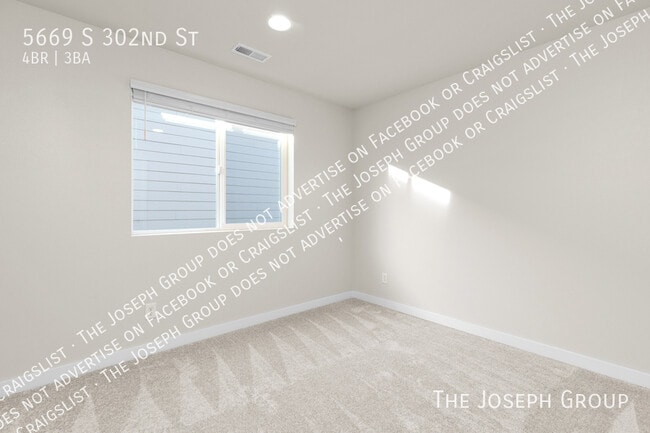 Building Photo - 5669 S 302nd St