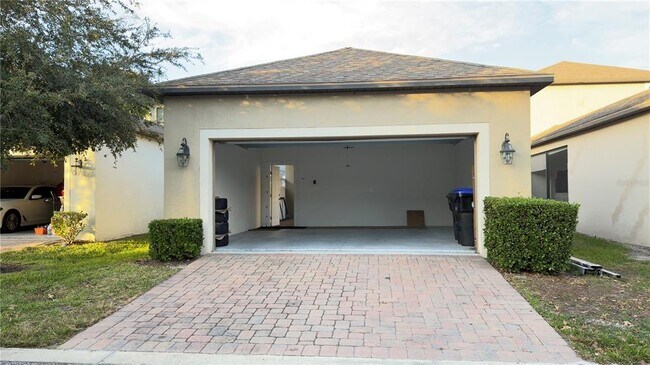 Building Photo - 13040 Overstreet Rd