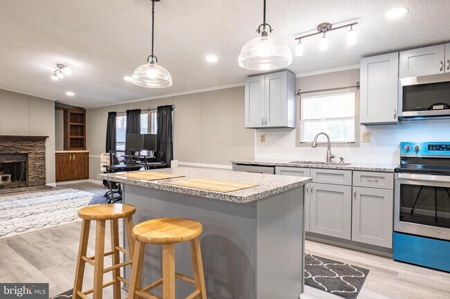 Building Photo - 6721 Timberbrook Ln