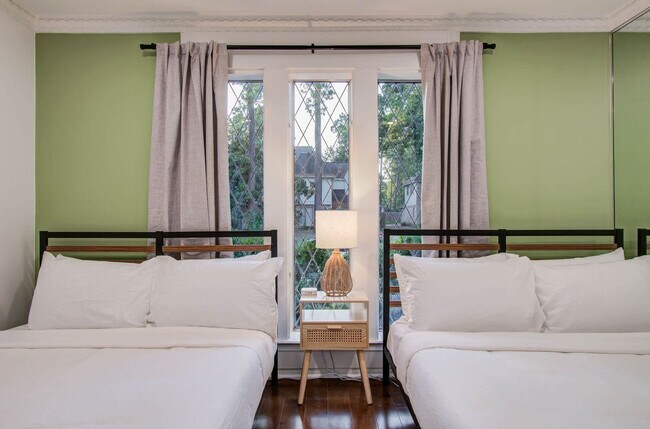 Building Photo - 5135 Westerham Pl