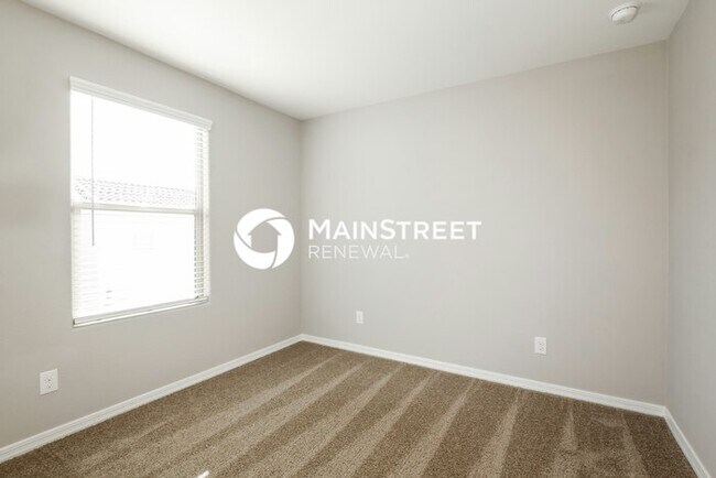 Building Photo - 3 Bedroom Pet-Friendly Home in Phoenix, AZ with Main Street Renewal